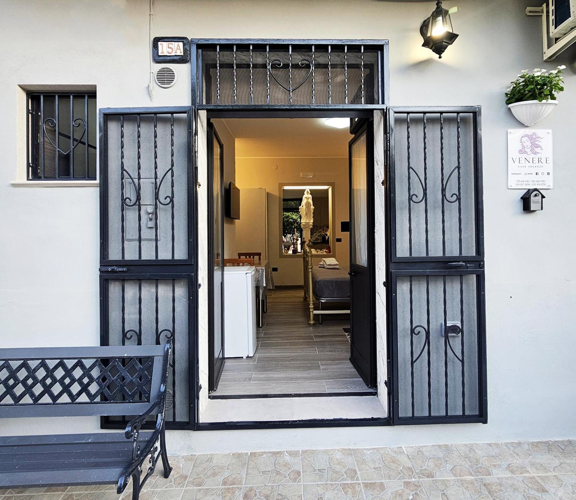 Casa Vacanze Vener - Venosa Exterior photo